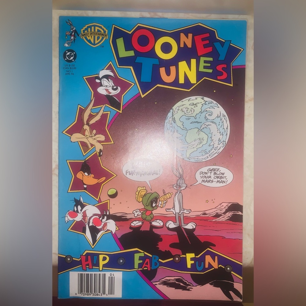 COMIC BOOK 📚LOONEY TUNES 1994